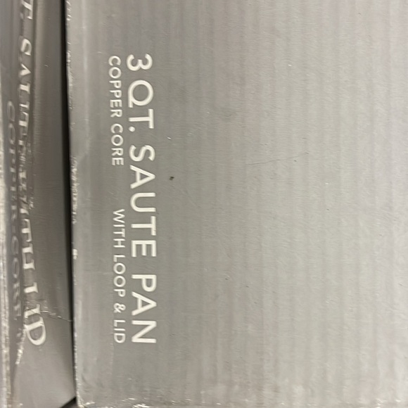 New All-Clad 3 QT Sauté Pan With Loop & Lid Copper-Core 6403 - Picture 3 of 3